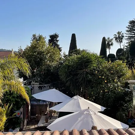 Hotel La Villa Patricia - Charme Et Tradition Otel 2*